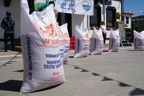 Belediyemizden Çiftçilere Sertifikalı Çeltik Tohumu Desteği